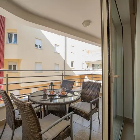 Apartman Ella Umag Exterior photo