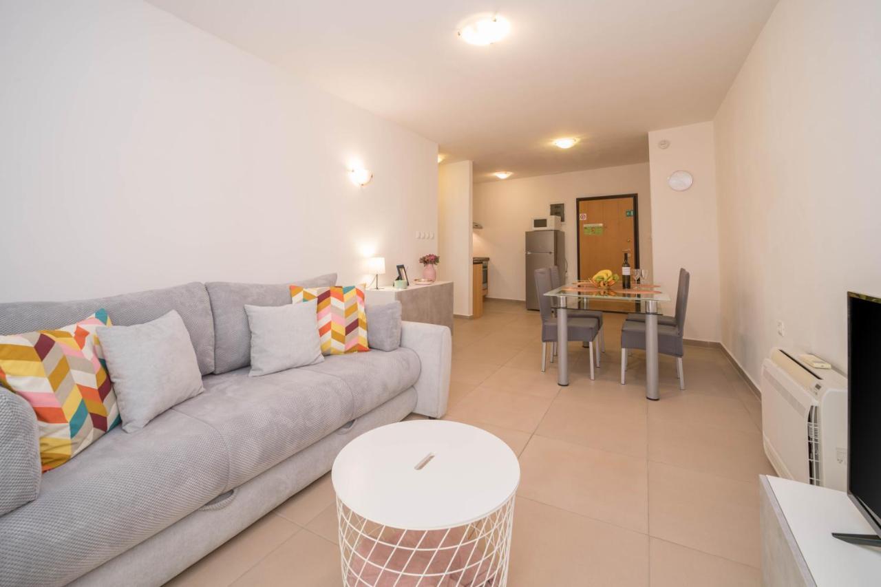 Apartment Ella Umag